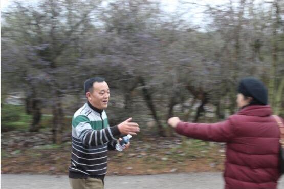 市城開投公司工會舉辦“慶元旦、迎新年”全民健身戶外活動