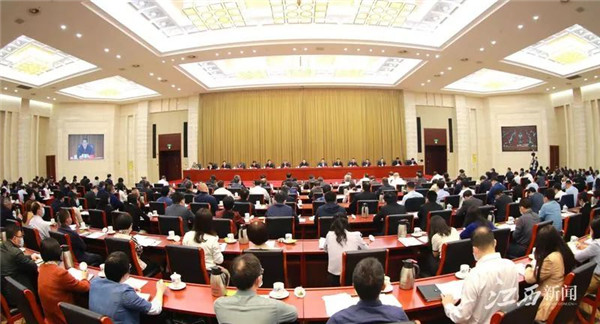省委召開(kāi)貫徹落實(shí)中央人大工作會(huì)議精神推進(jìn)會(huì)，易煉紅提出這些要求